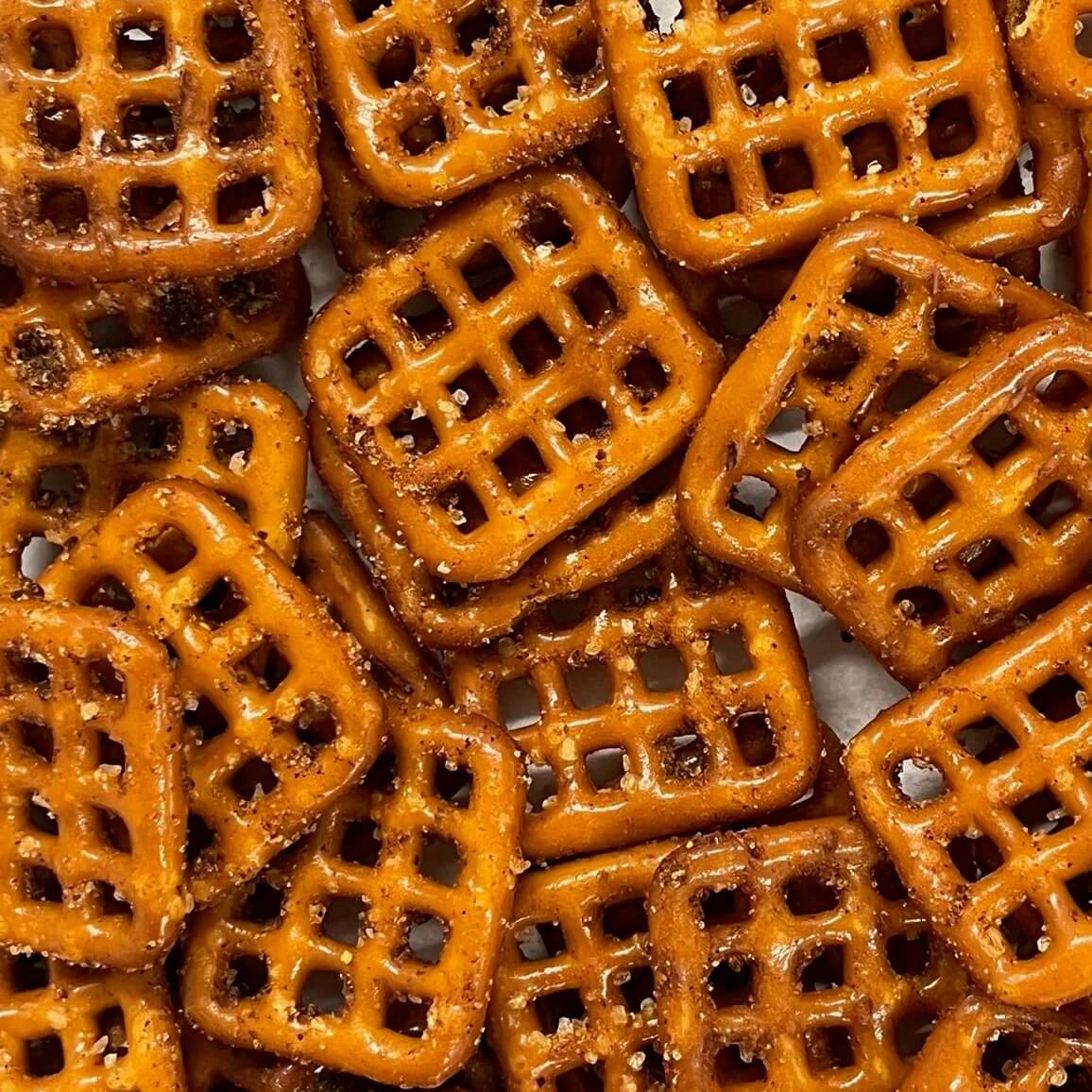 Granny’s Maple Cinnamon Pretzels – 50mg THC Per Bag
